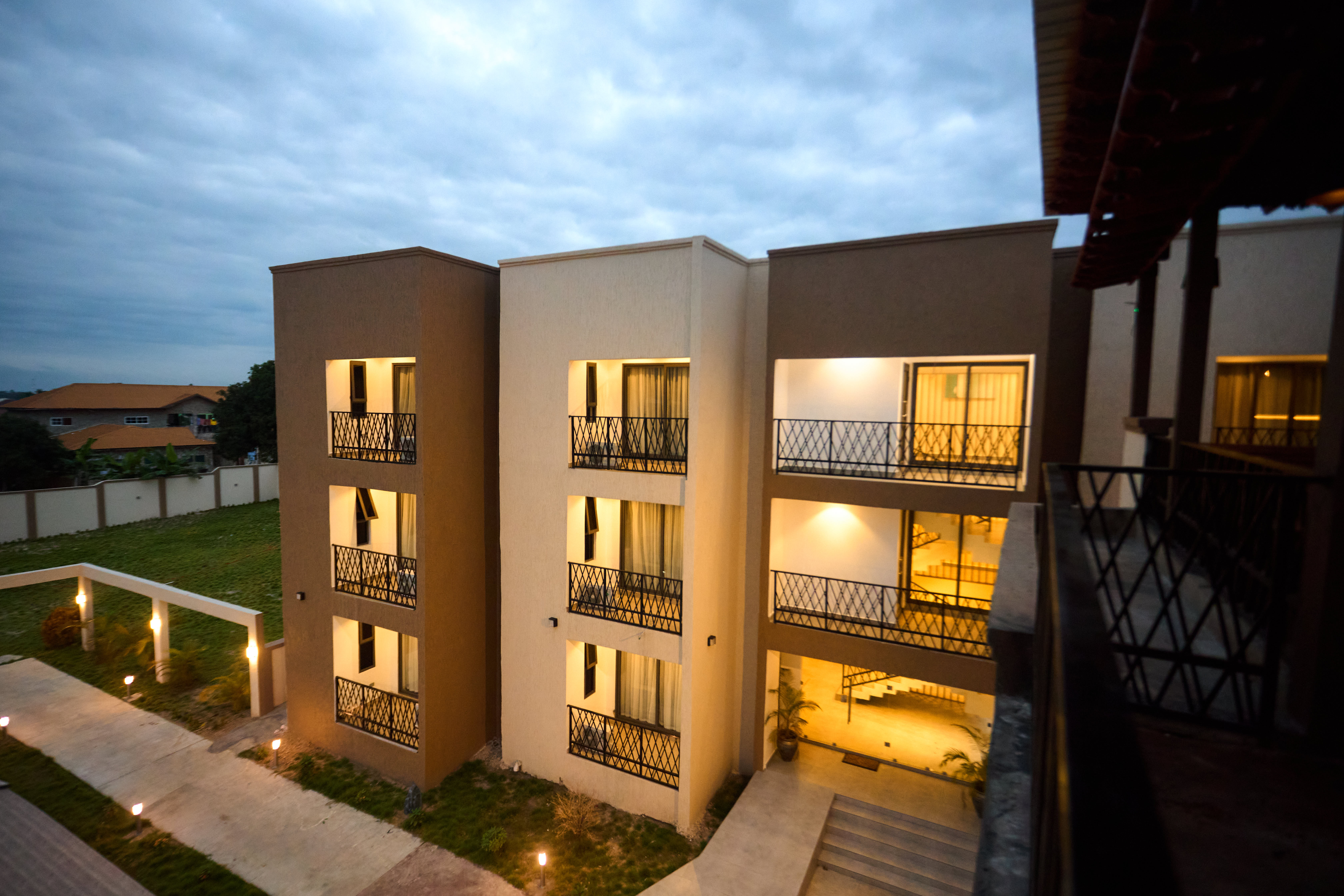 Aiden Homes & Apartments Hotel
